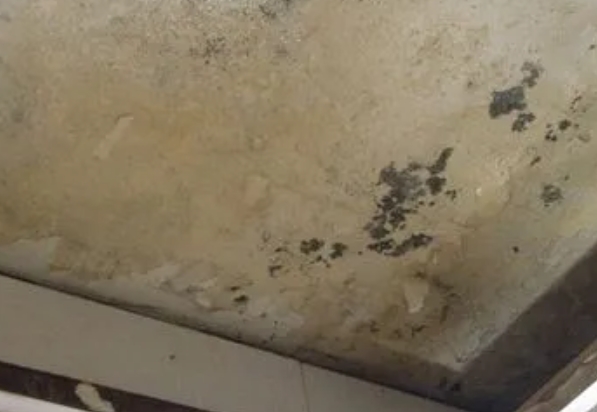 明光阳台漏水维修公司分享下明光卫生间渗水维修需要注意哪些问题。